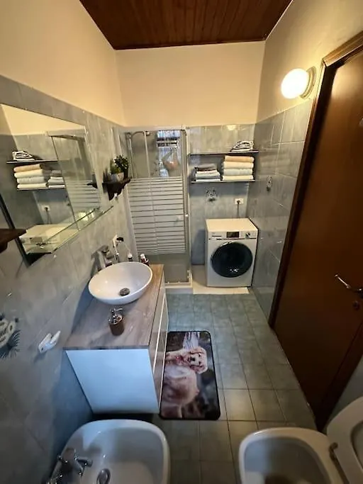 Lovely Central 2-Bedroom Apartment Milan